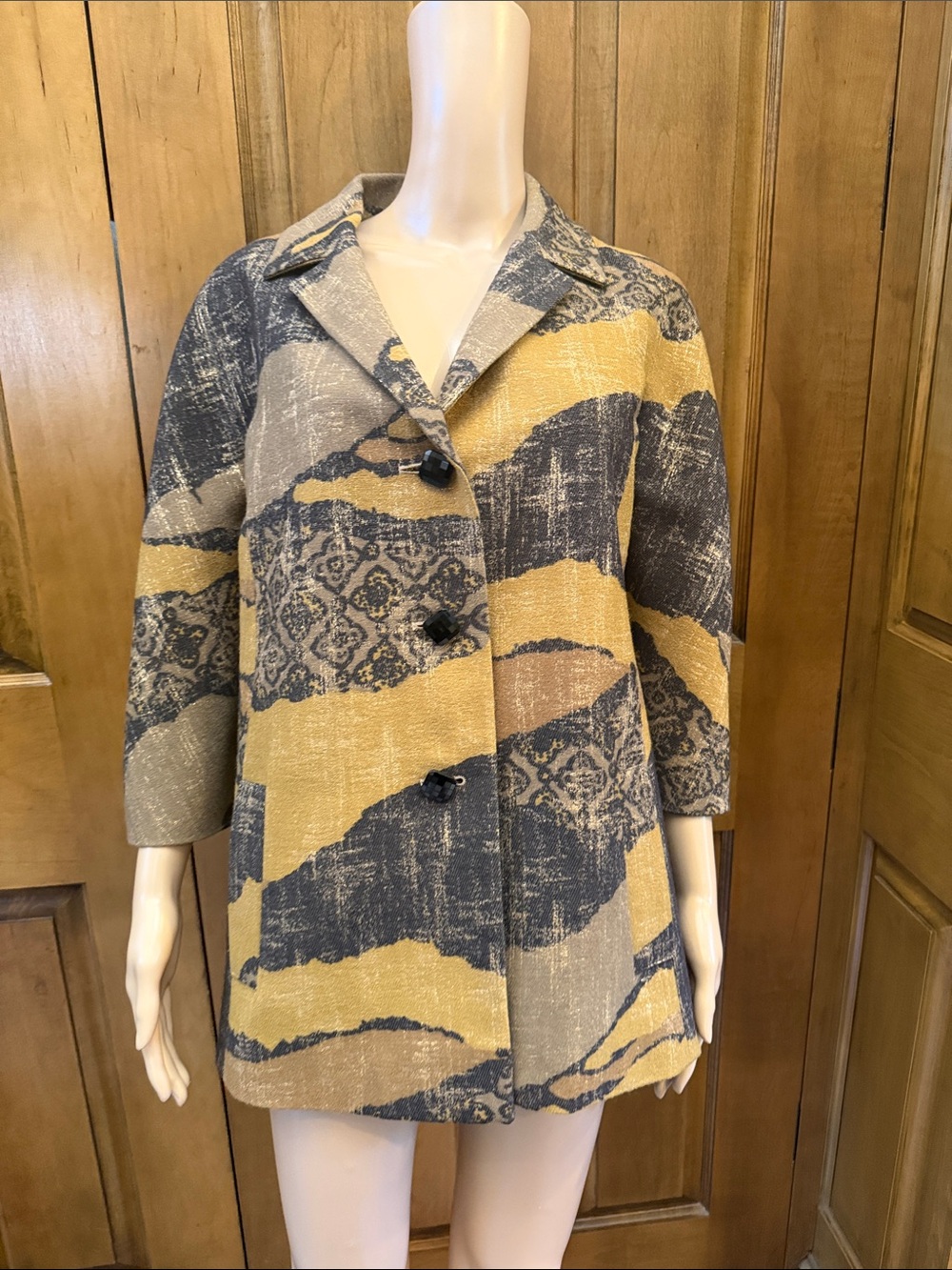 Etro Women’s Gold Black and Grey Patterned Pea Coat EU size 46.(Large)